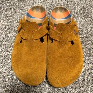 Birkenstock clogs in Mink Size 39